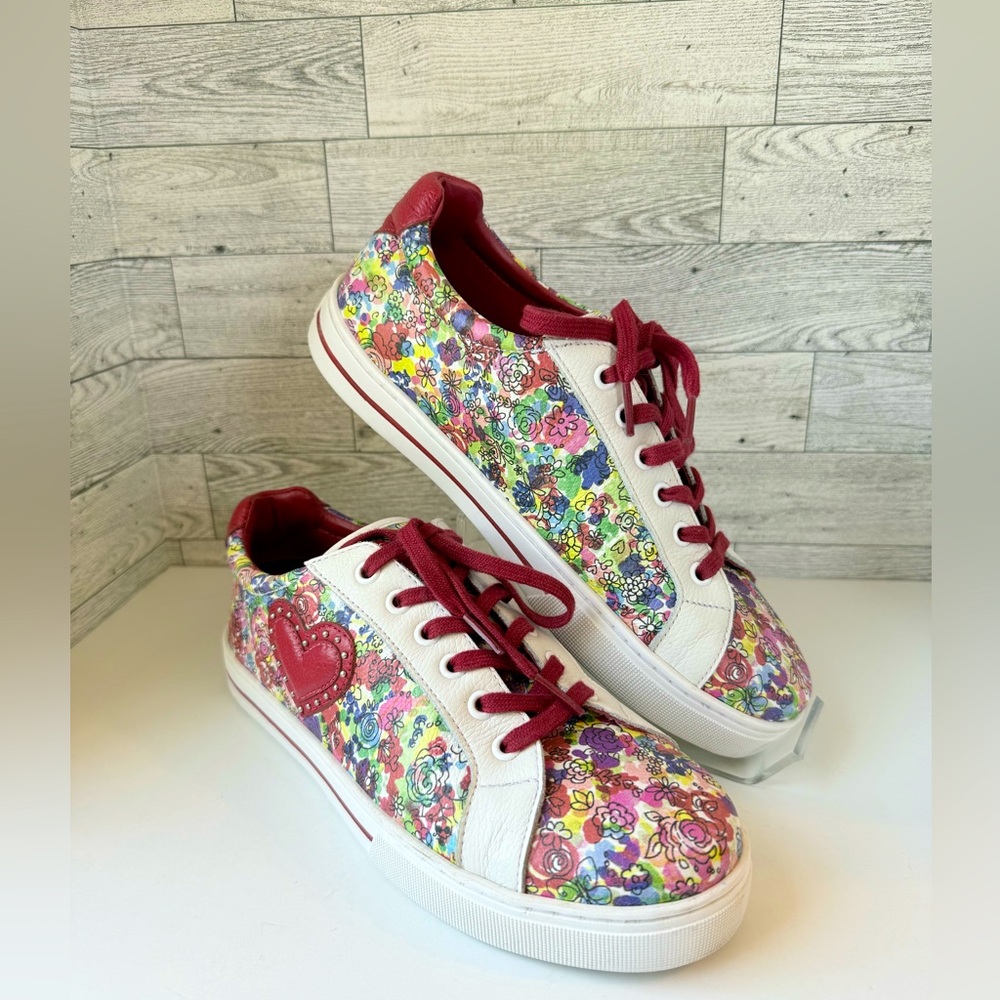Brighton Blooms‎ Women Sneakers Size 8.5